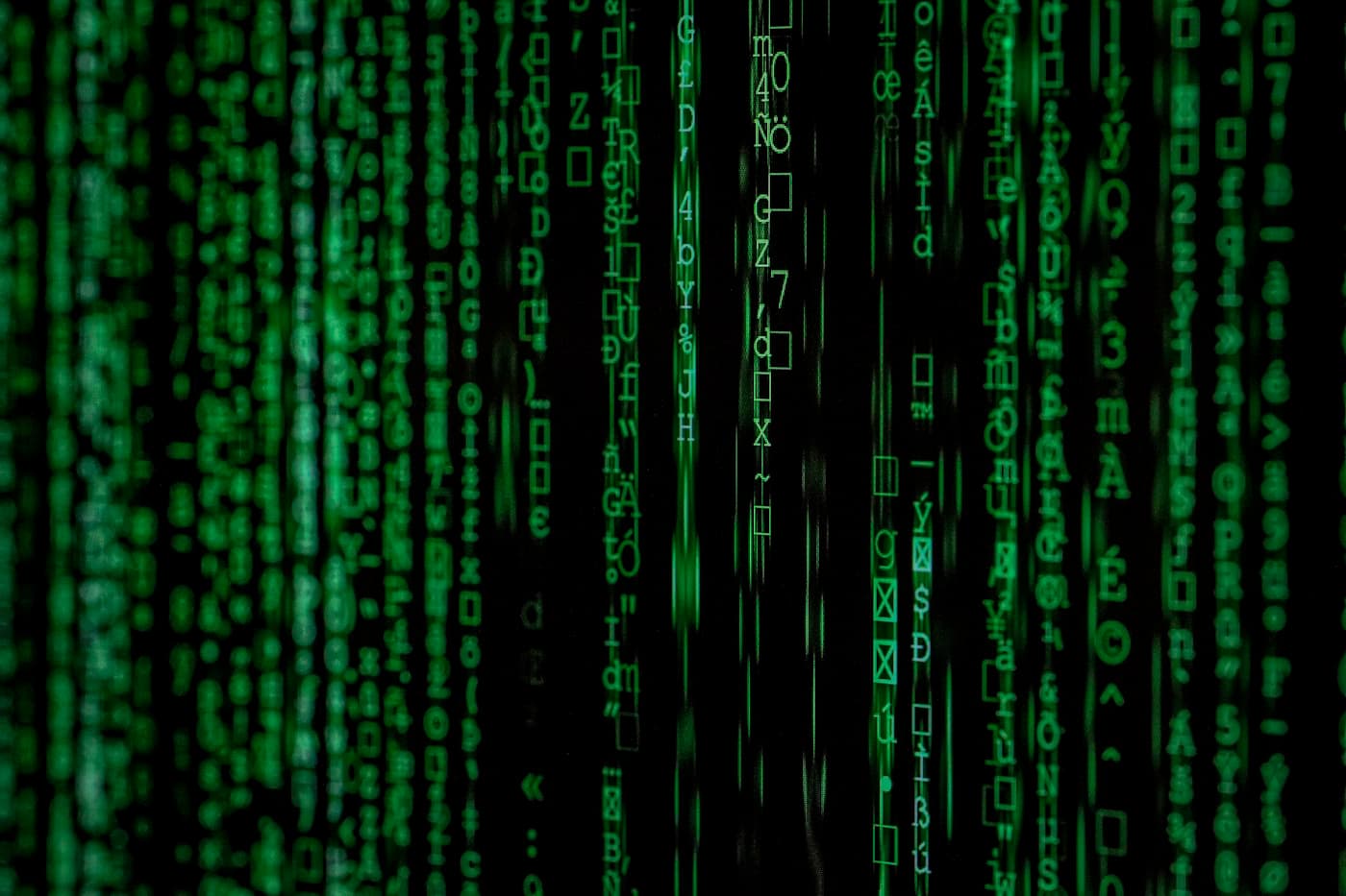 Centru de operațiuni de securitate investigând o scurgere masivă de date confidențiale